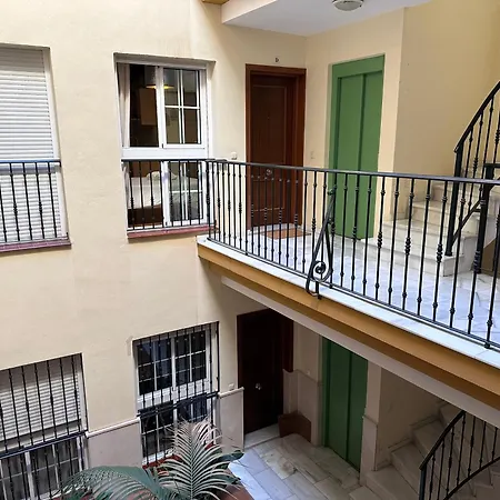 Urban Flat Junior * Malaga